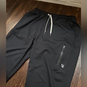 Vuori Black Sweatpants/Joggers